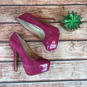 Steve Madden pink suede with leather toe pump